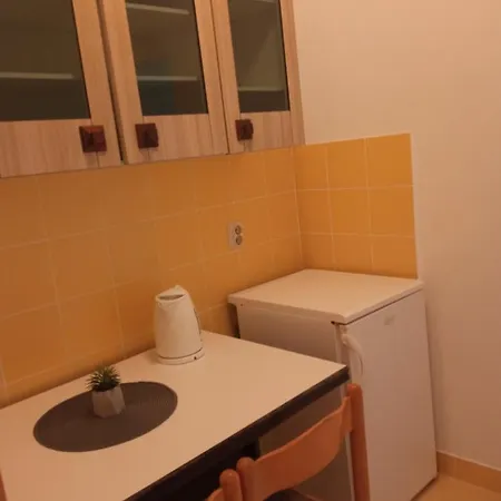 Kemping Zela 1 Korčula